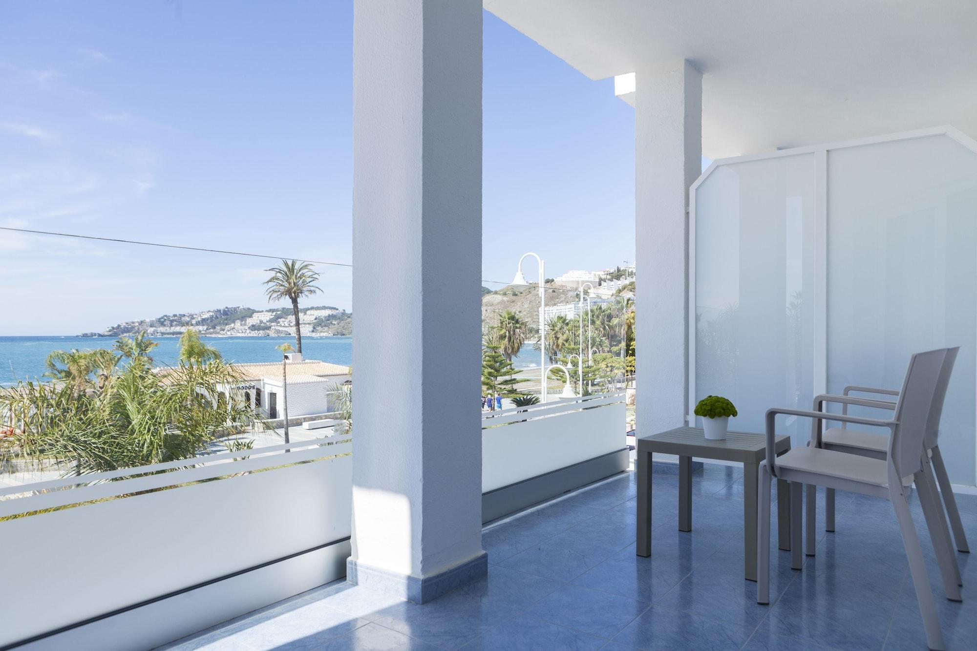 Hotel Helios Costa Tropical 3*
