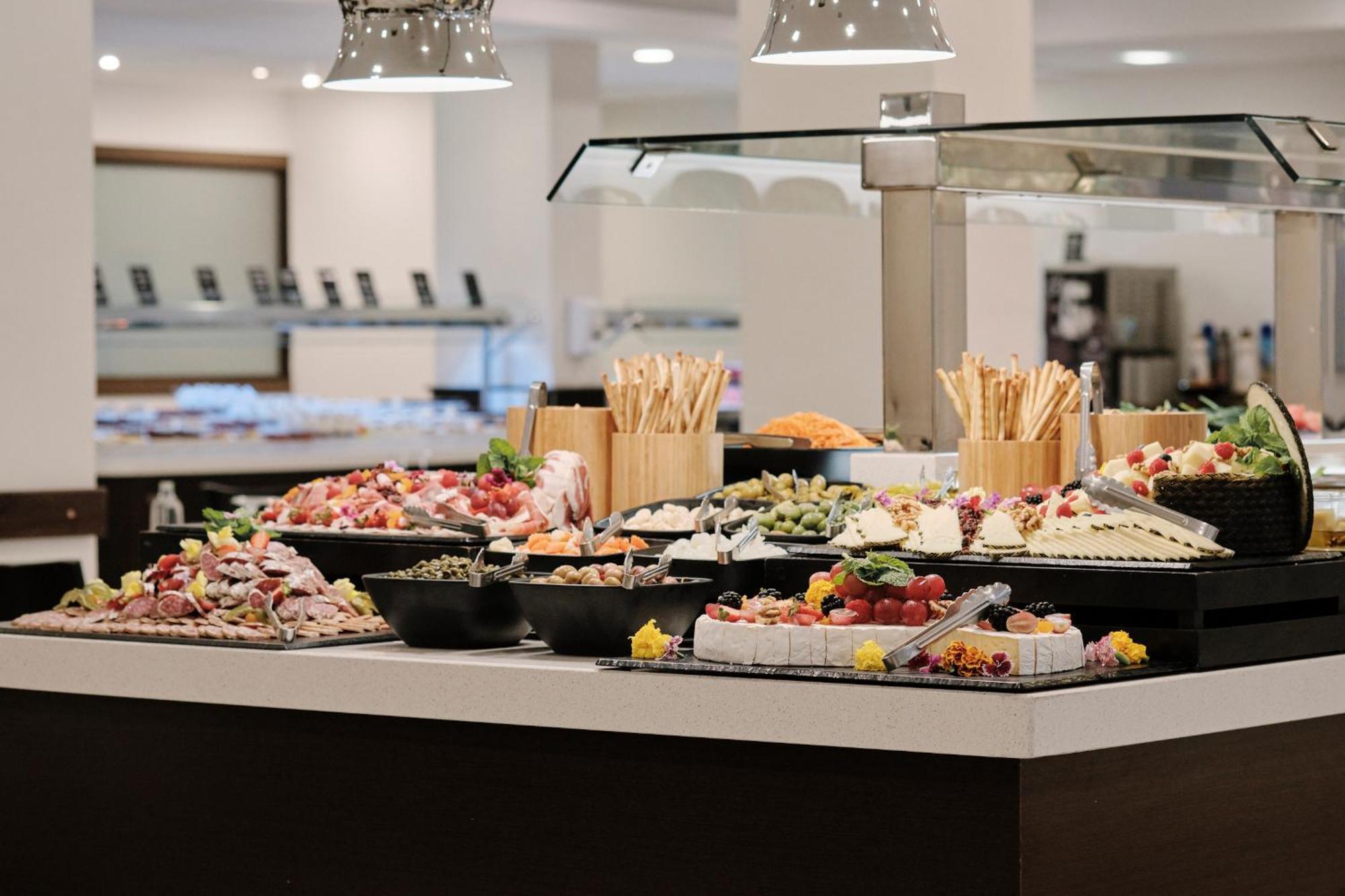 Helios Costa Tropical Hotel 3*