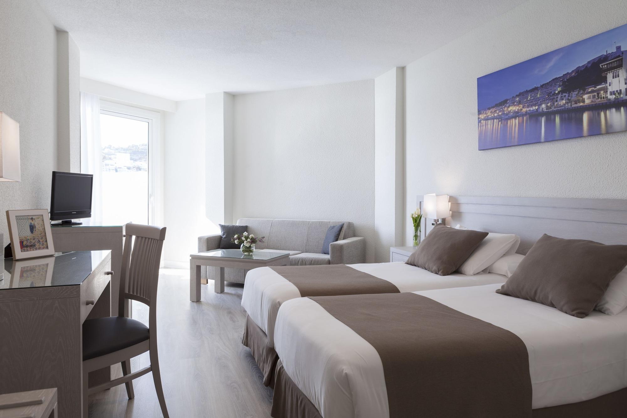Helios Costa Tropical 3*